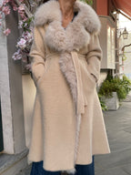 Cappotto lungo con pelliccia eco