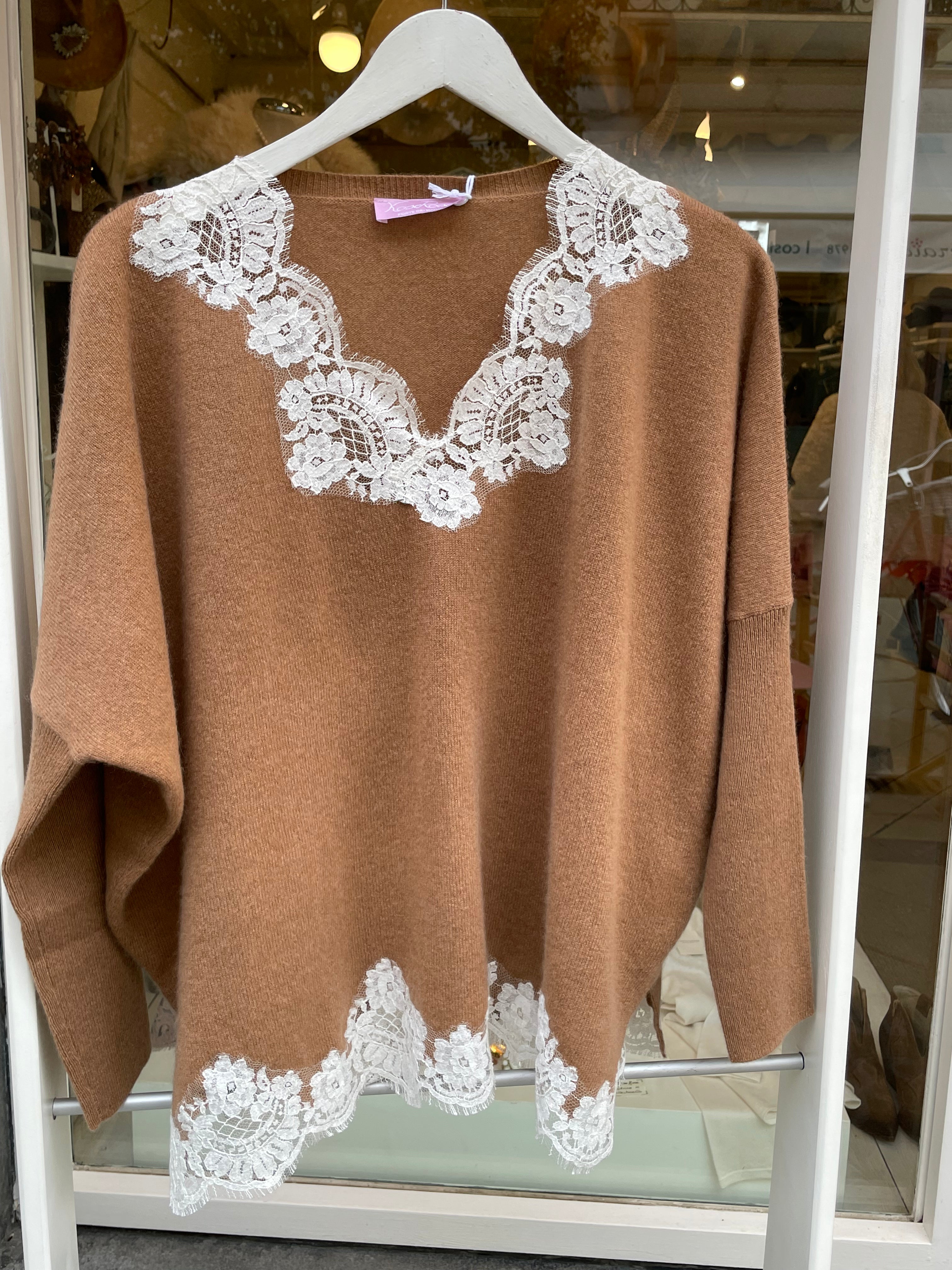 Maglia in cachemire e pizzo