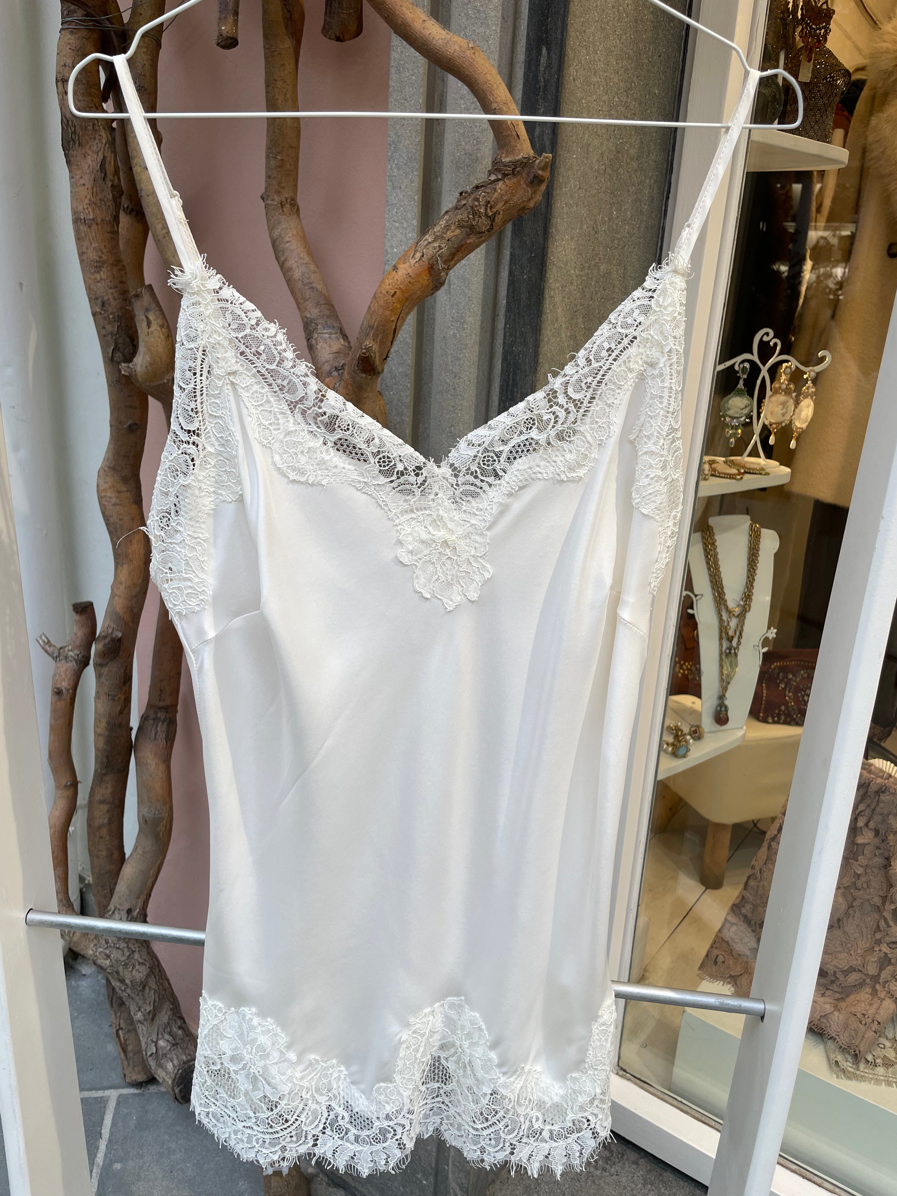 Canotta seta con pizzo