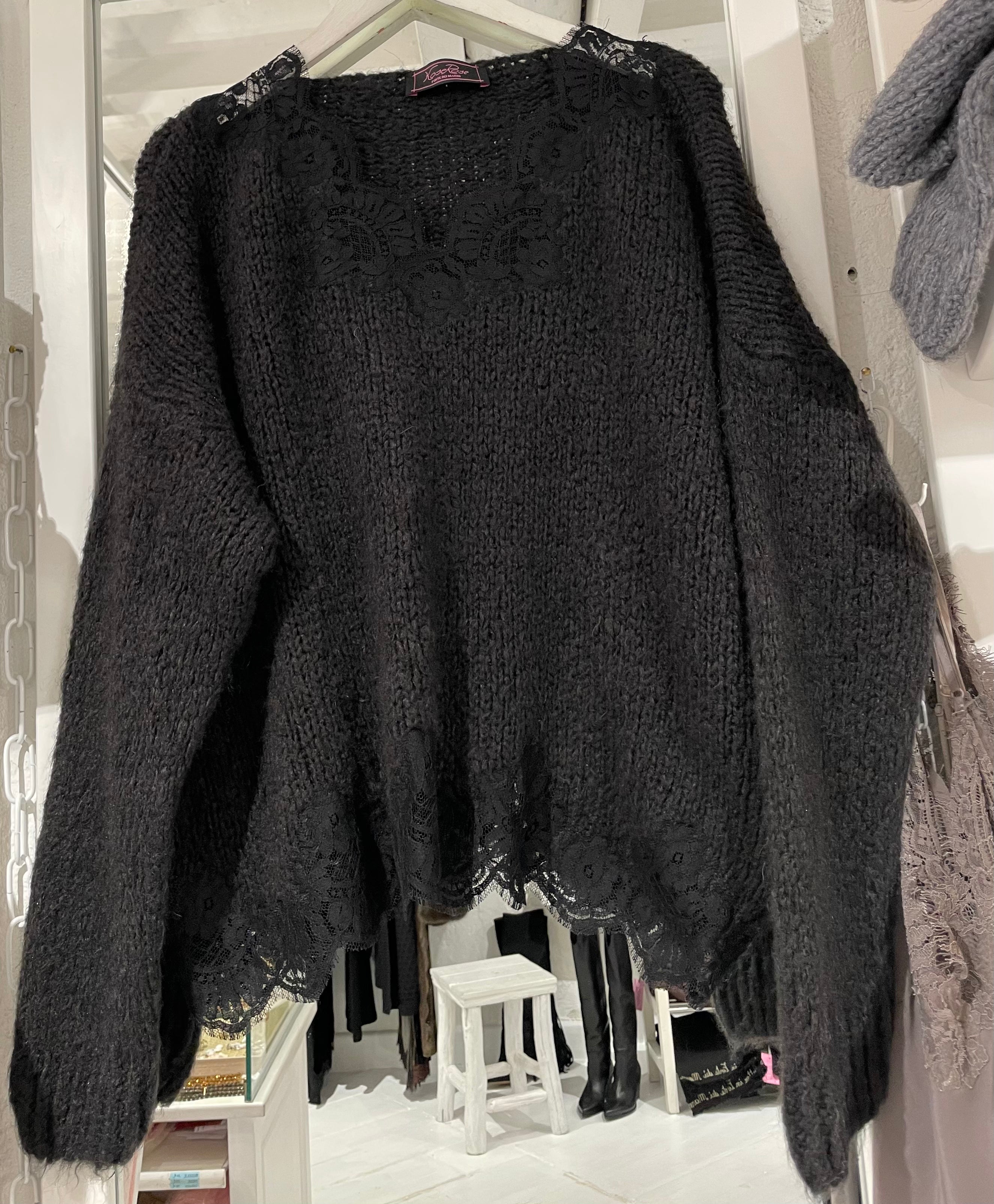 Pull inserti in pizzo intagliato