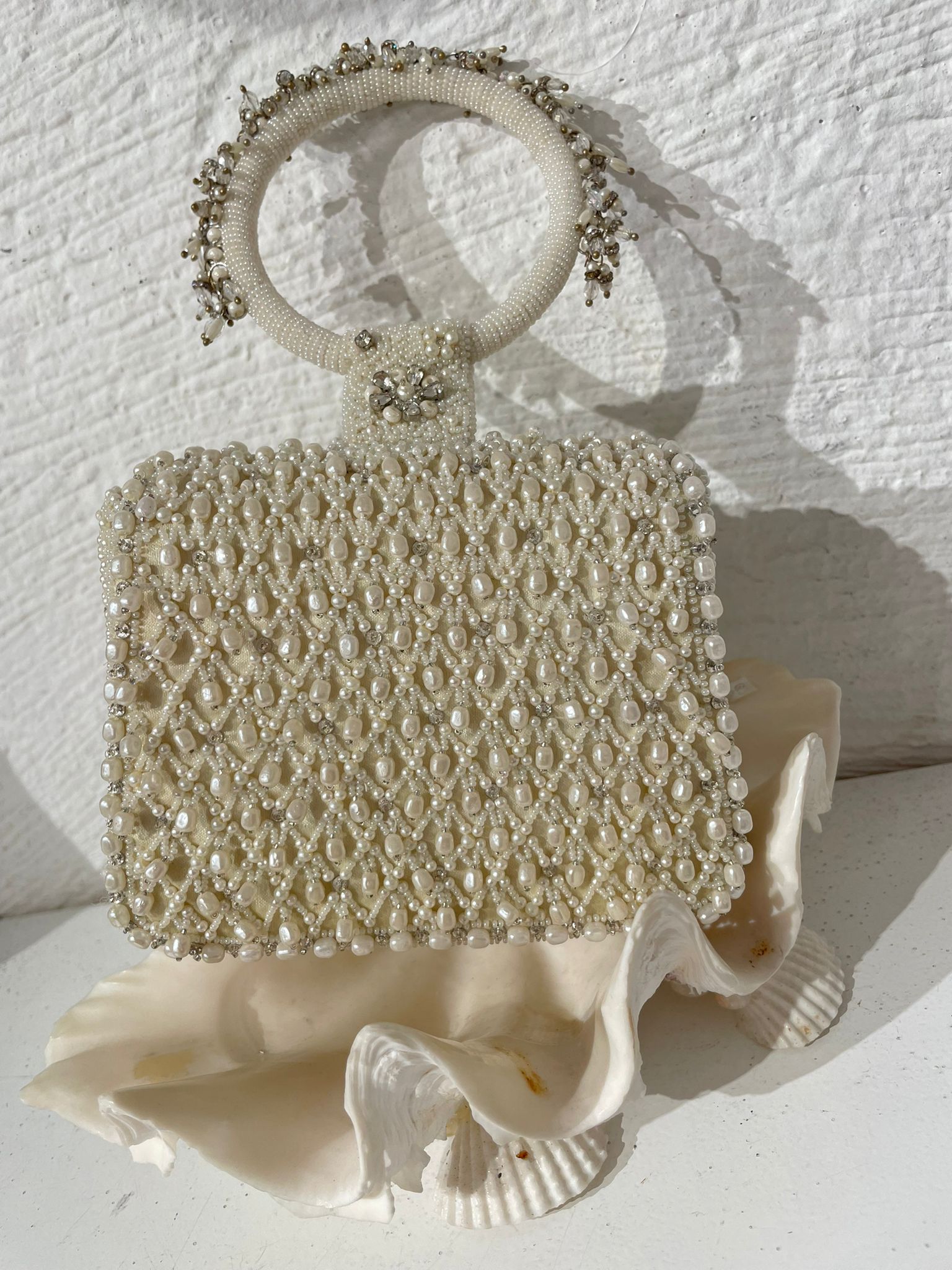 Borsa Perline Avorio con manico ad anello