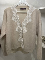 Cardigan corto con pizzo