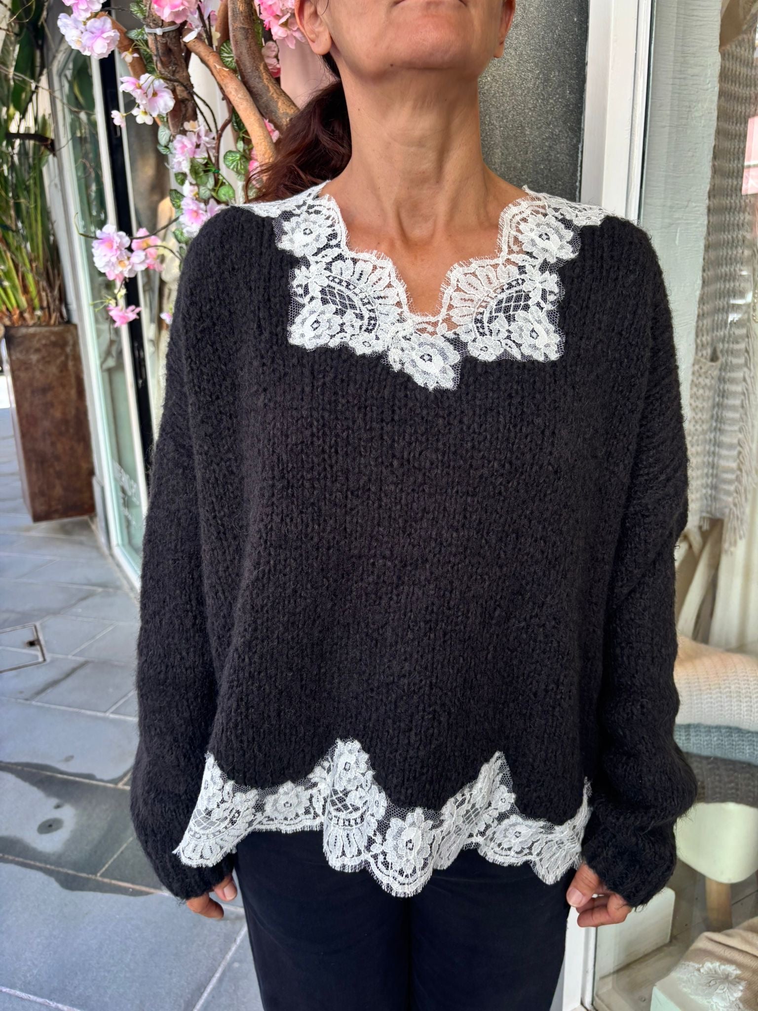 Pull inserti in pizzo intagliato