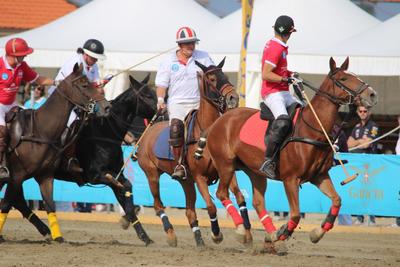 Torneo Polo Beach all'Ostras Beach, NaviGusto a Marina di Pietrasanta e... Shopping con Kose Rose